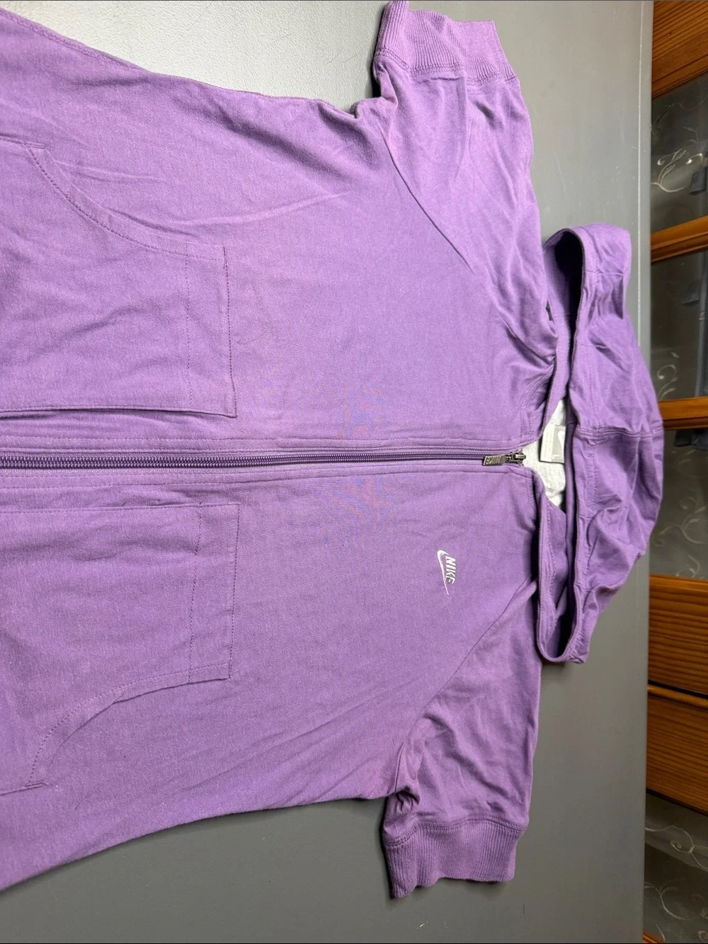 Kid’s Nike Purple Short-Sleeve Zip Hoodie. Size: large/14-16